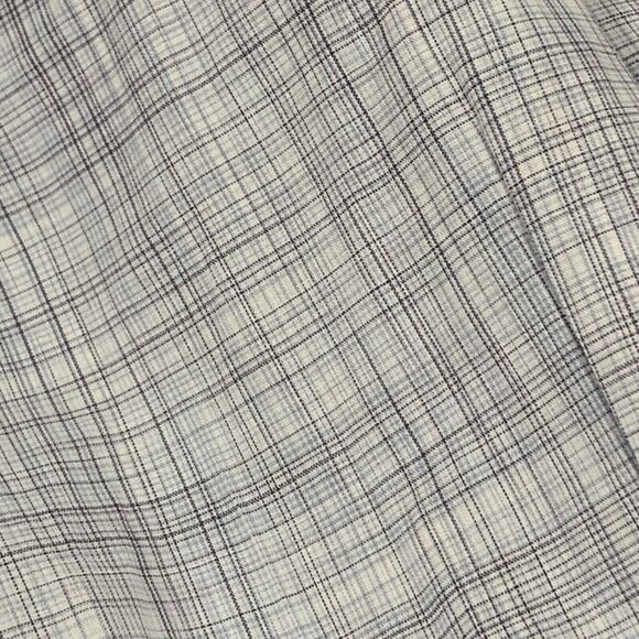 Theory Men’s Pinstripe Button Down Collar Shirt Size Large - Picture 8 of 10